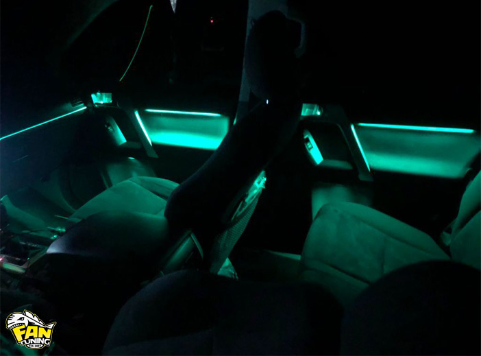 Установка атмосферной подсветки салона Ambient Light в Тойоту Ленд Крузер Прадо (Toyota Land Cruiser Prado) 150